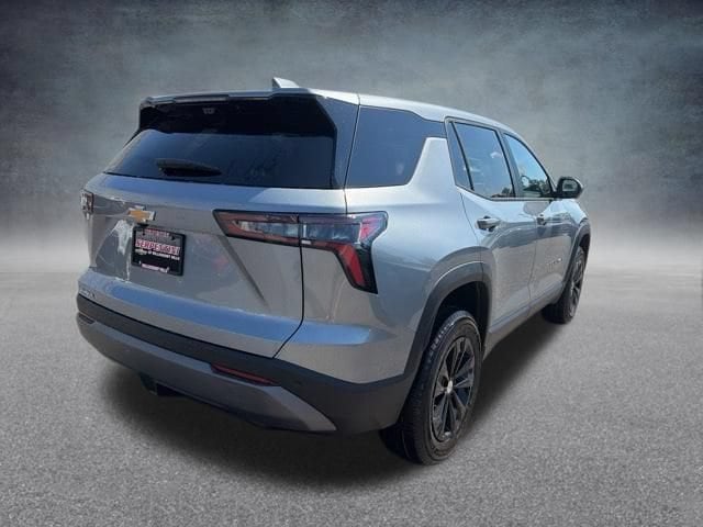 2027 Chevrolet Equinox LT - Photo 9