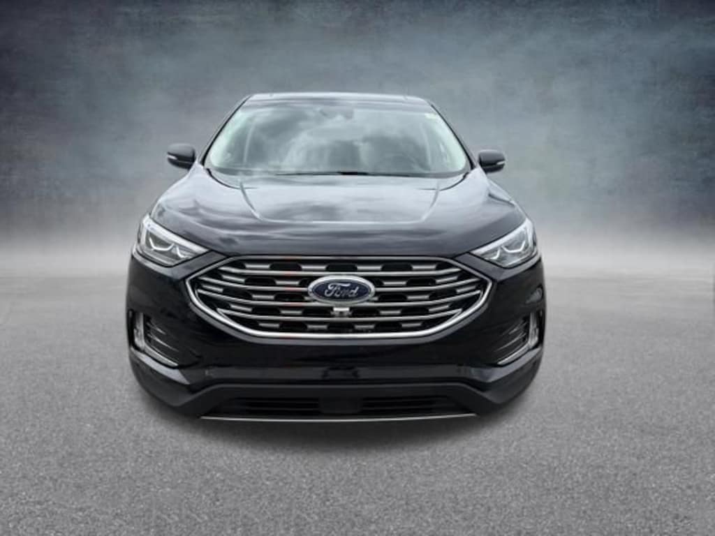 Used 2019 Ford Edge Titanium SUV
