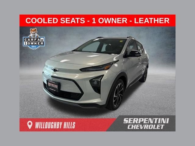 2022 Chevrolet Bolt EUV Premier's photo