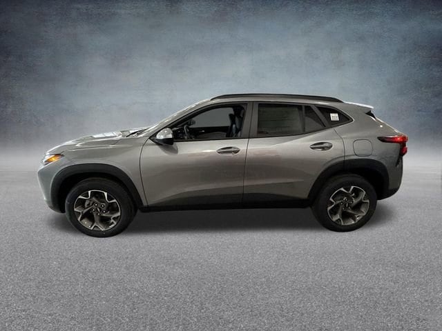 2026 Chevrolet Trax LT - Photo 11