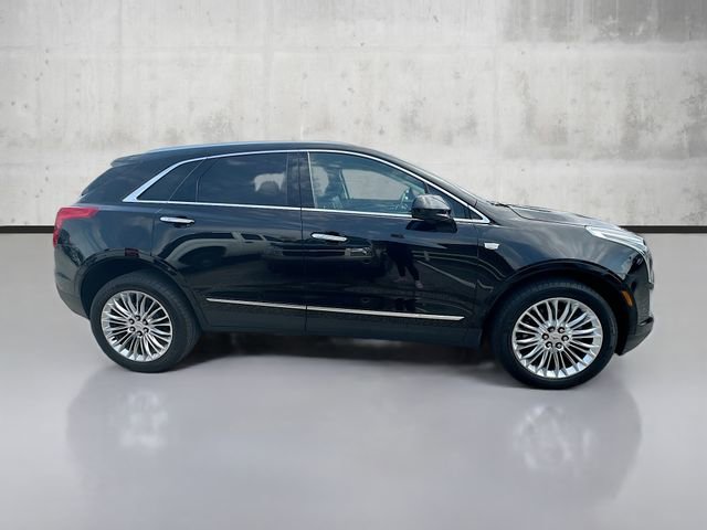 2017 Cadillac XT5 Premium Luxury photo 4