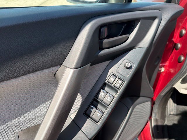 2017 Subaru Forester Premium - Photo 11