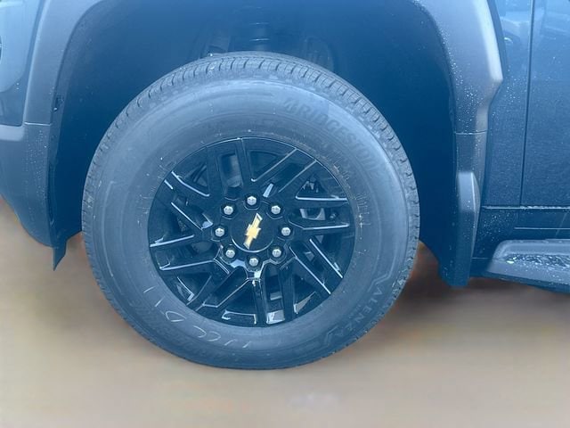 2026 Chevrolet Silverado EV LT - Photo 35