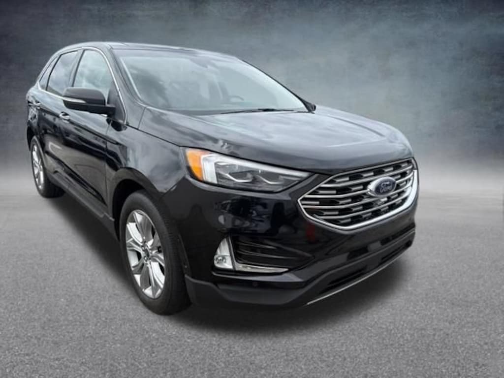 Used 2019 Ford Edge Titanium SUV