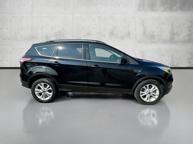 2017 Ford Escape SE photo 4