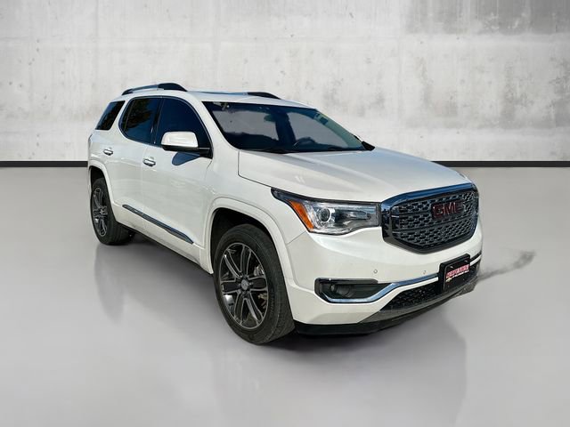 2019 Gmc Acadia Denali photo 3