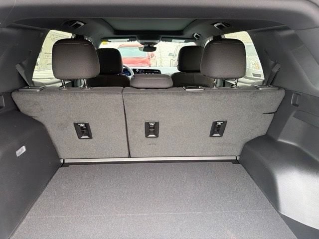 2027 Chevrolet Equinox LT - Photo 20