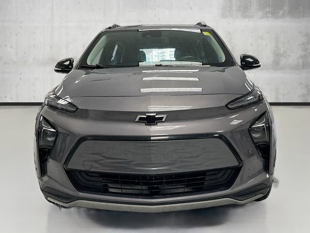 Used 2022 Chevrolet Bolt EUV LT with VIN 1G1FY6S01N4123382 for sale in Willoughby Hills, OH