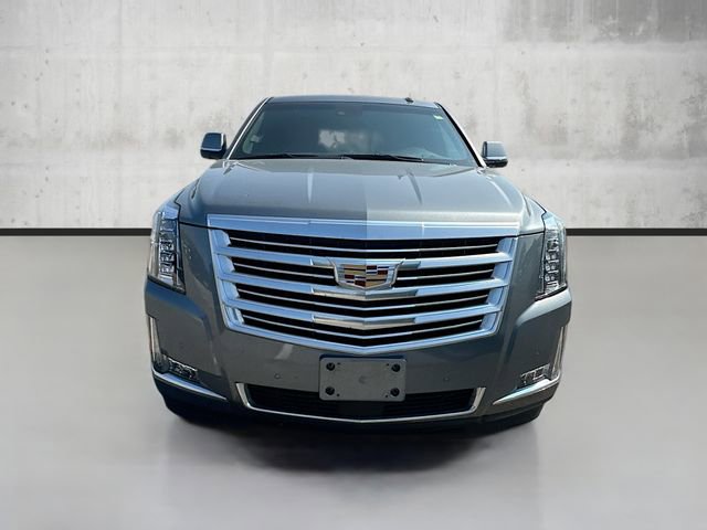 2019 Cadillac Escalade Platinum photo 2