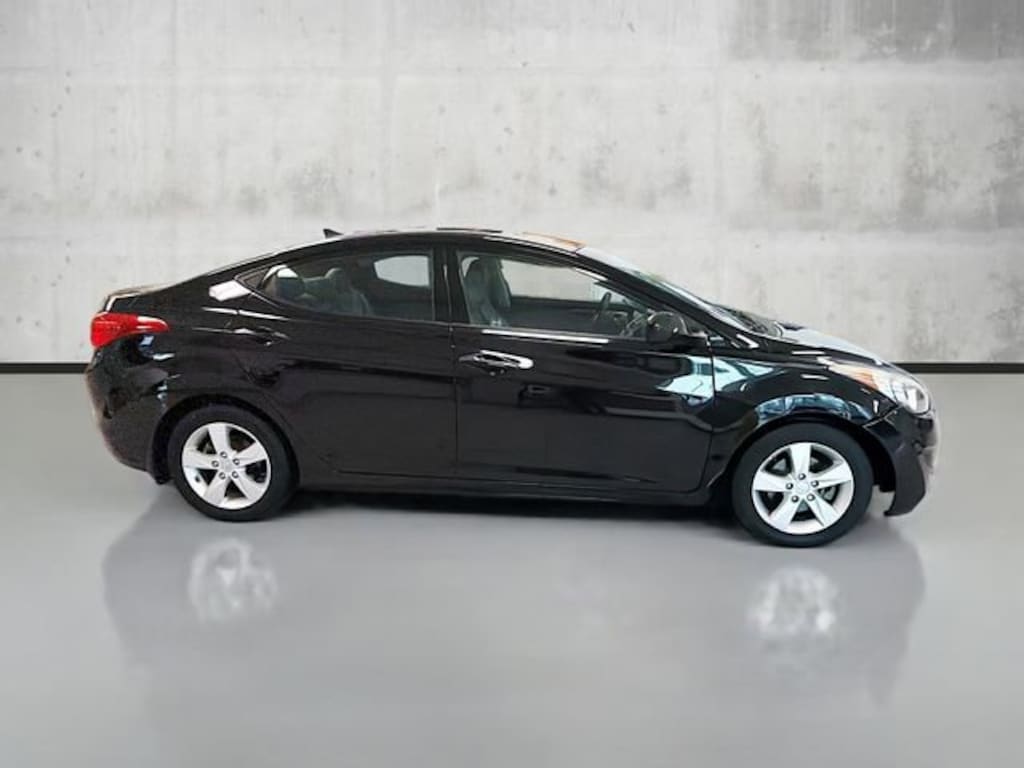 Used 2013 Hyundai Elantra GLS Pzev Sedan