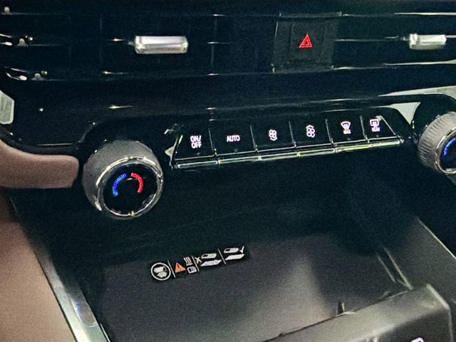 2026 Chevrolet Suburban High Country - Photo 20