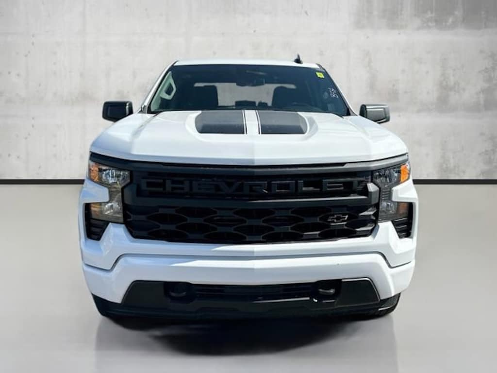 New 2026 Chevrolet Silverado 1500 Custom Truck