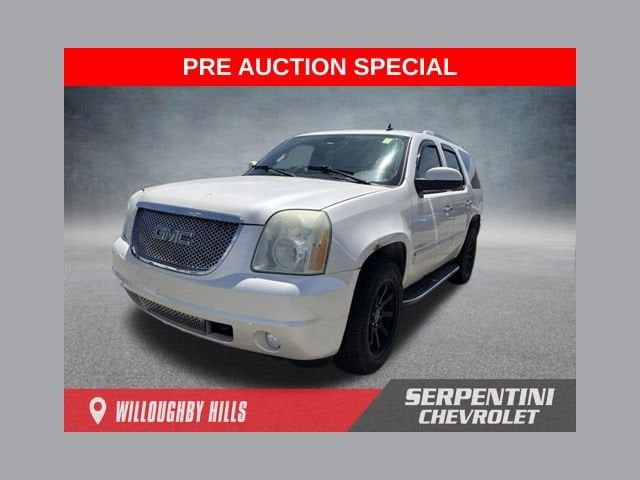 2010 GMC Yukon Denali - AWD's photo