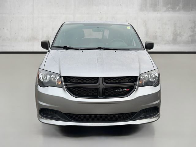 2015 Dodge Grand Caravan SE photo 2