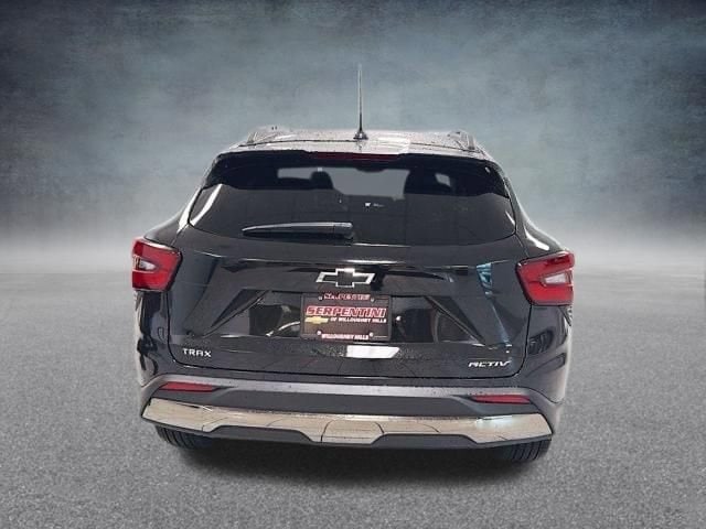 2026 Chevrolet Trax Activ - Photo 8