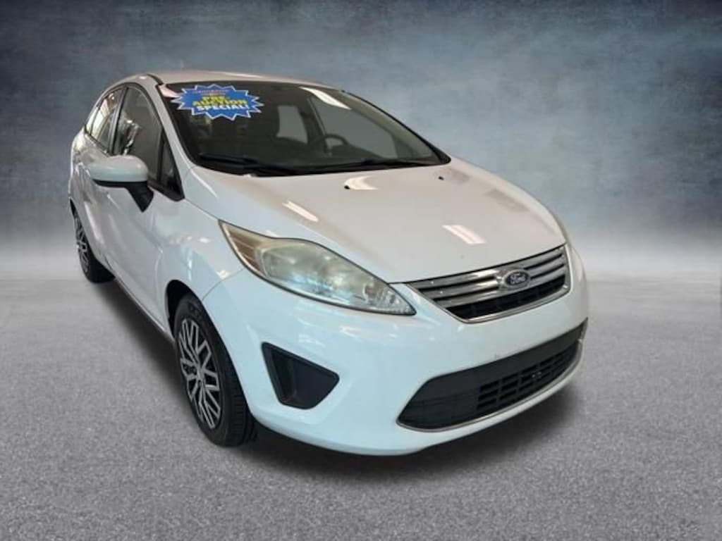 Used 2011 Ford Fiesta SE Sedan