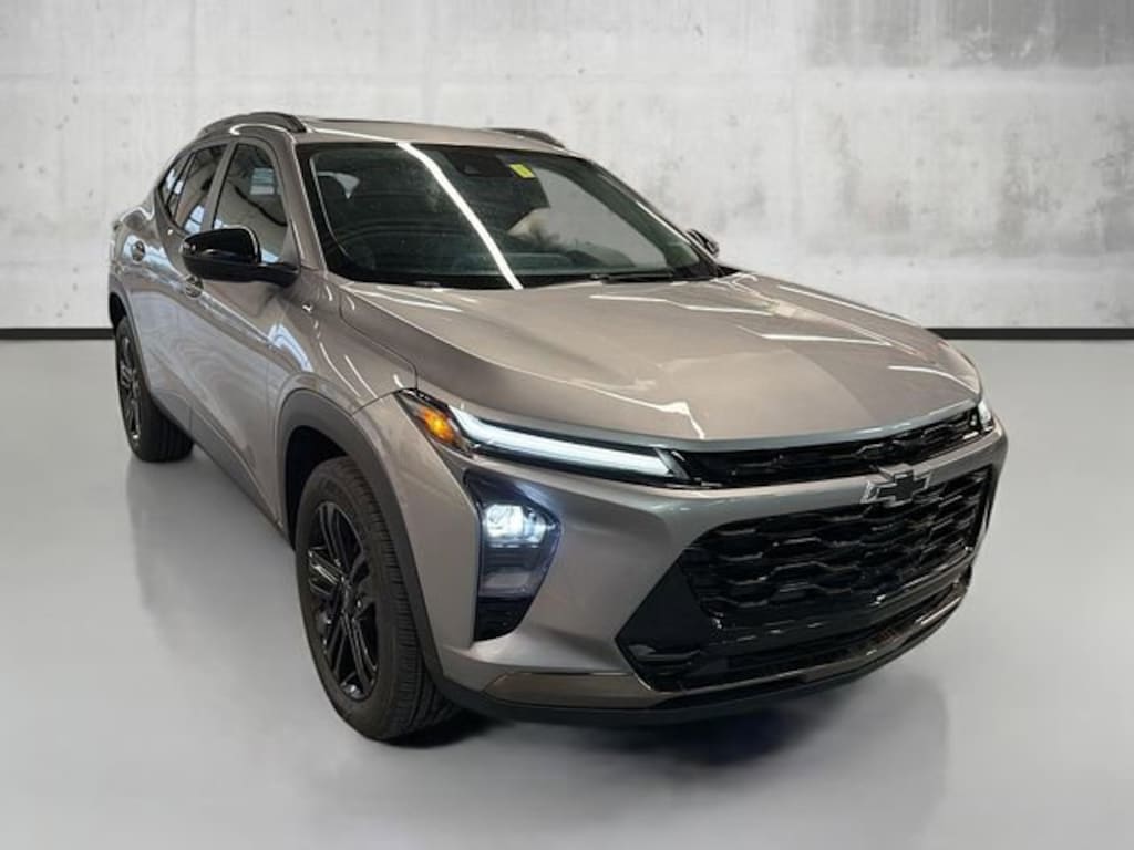 Used 2024 Chevrolet Trax Activ SUV