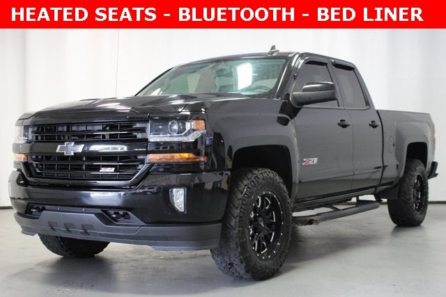 Used 2019 Chevrolet Silverado 1500 LD LT with VIN 2GCVKPEC6K1125703 for sale in Tallmadge, OH