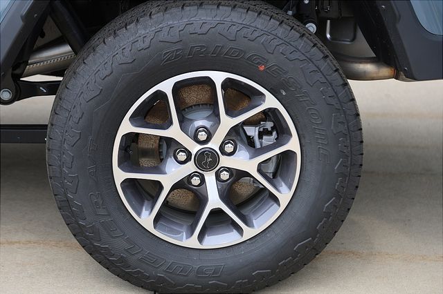 2025 Jeep Gladiator Sport S photo 4