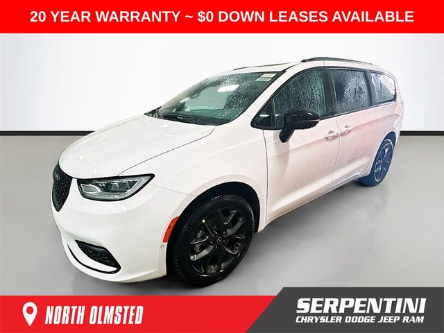 2026 Chrysler Pacifica
