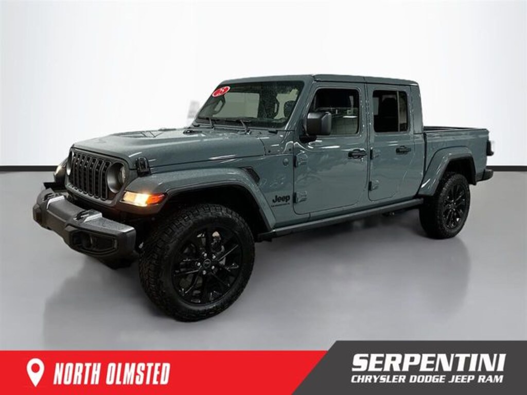 Used 2025 Jeep Gladiator Sport Truck Crew Cab