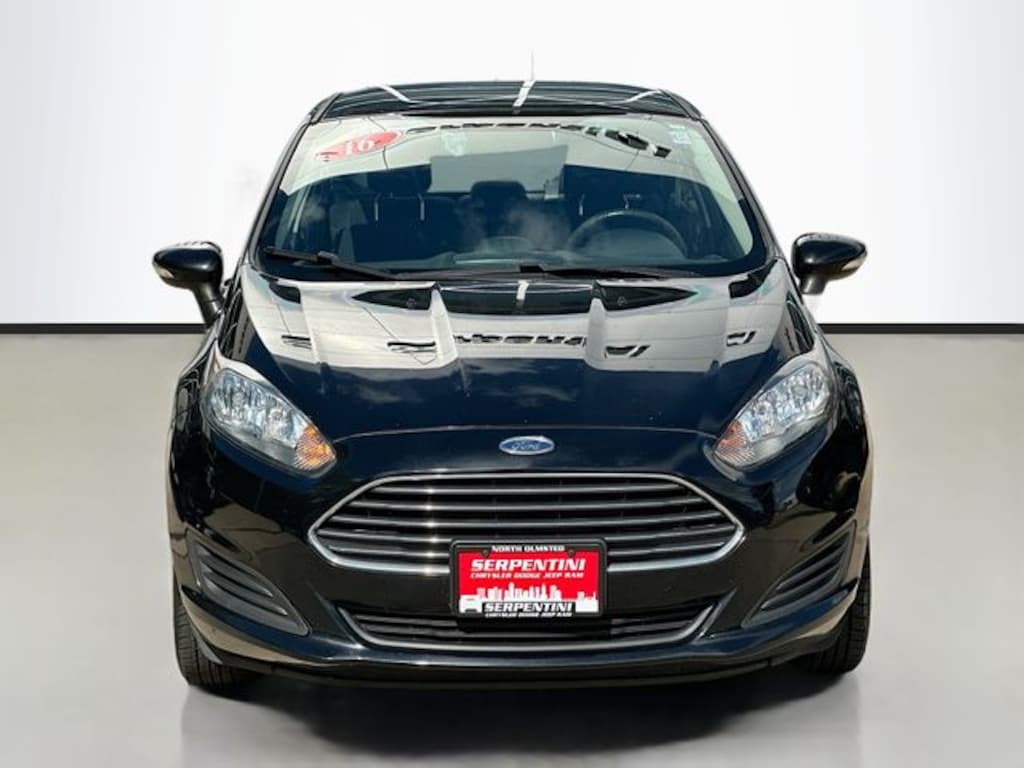 Used 2016 Ford Fiesta SE Sedan