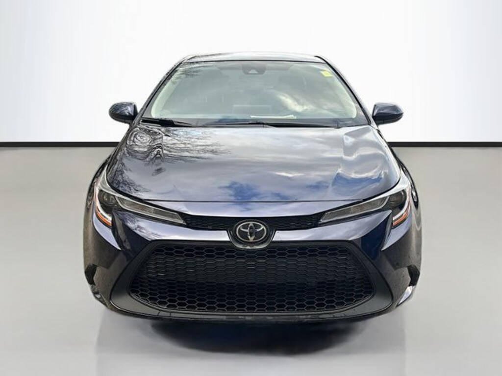 Used 2021 Toyota Corolla LE Sedan