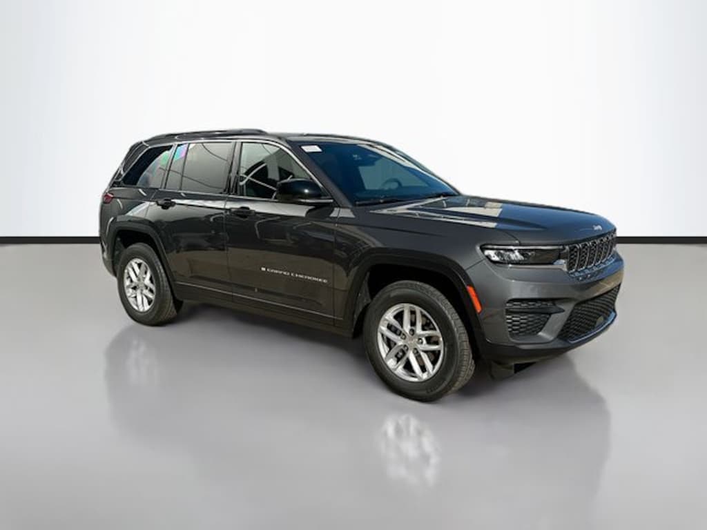 New 2025 Jeep Grand Cherokee LAREDO X 4X4 Sport Utility