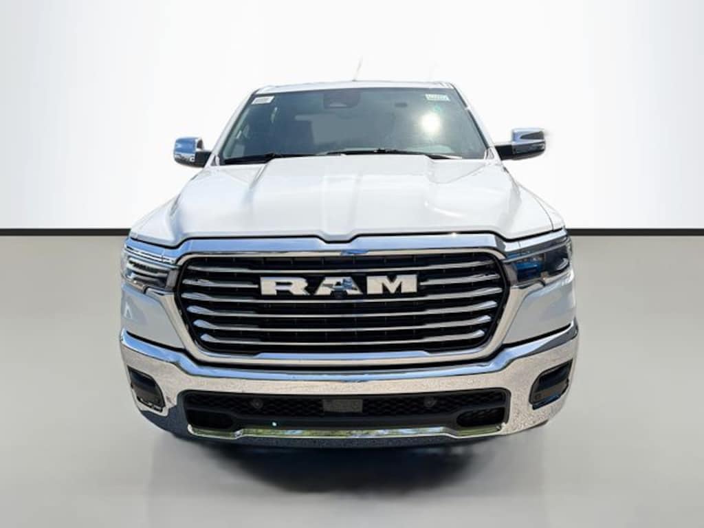 New 2026 Ram 1500 LARAMIE CREW CAB 4X4 5'7 BOX Pickup
