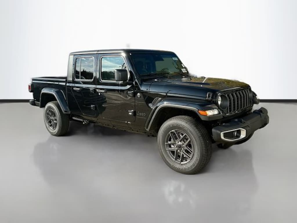 New 2026 Jeep Gladiator SPORT S 4X4 Pickup