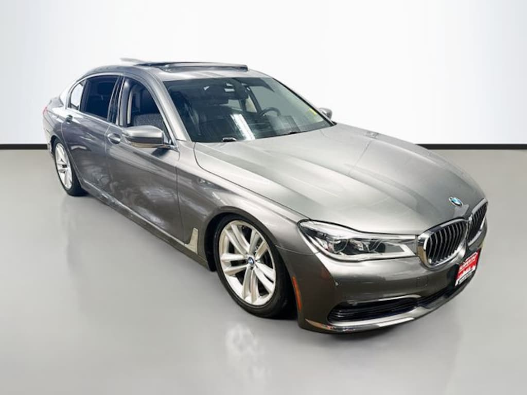 Used 2016 BMW 750i xDrive Sedan