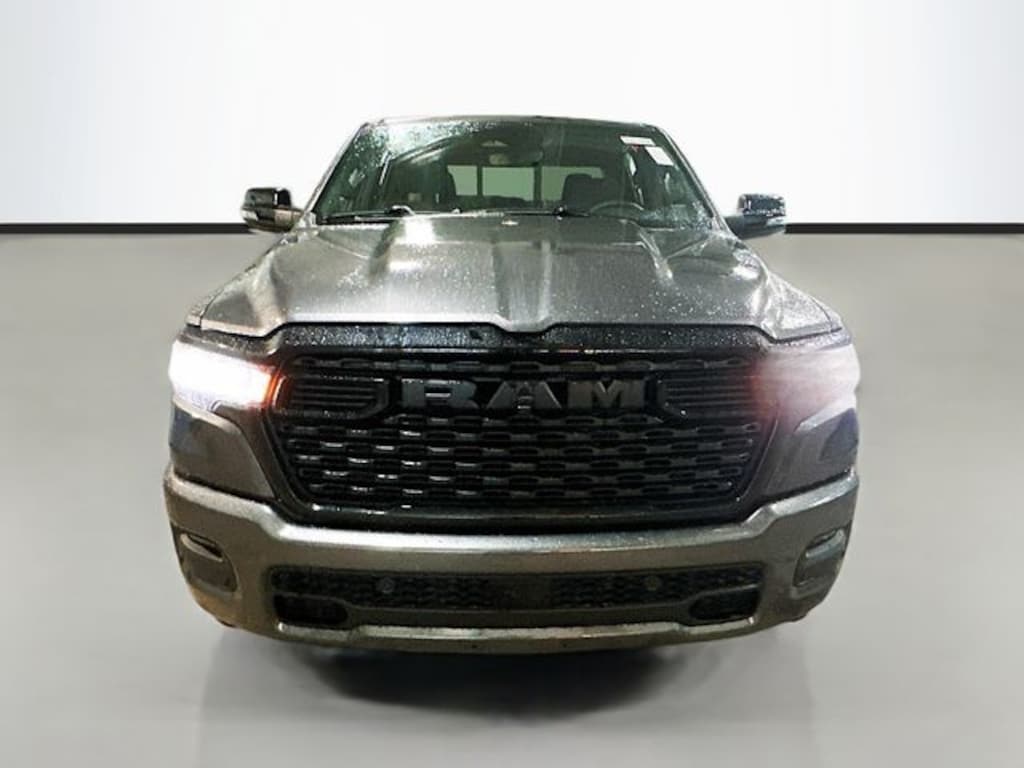 New 2025 Ram 1500 LONE STAR CREW CAB 4X4 5'7 BOX Pickup