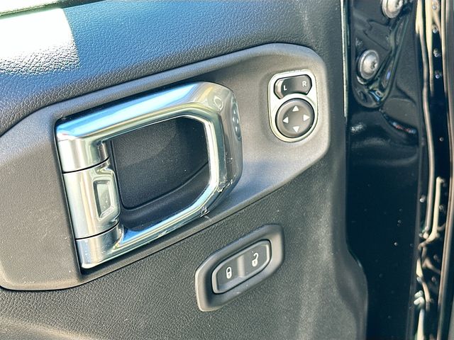 2026 Jeep Gladiator Willys - Photo 18