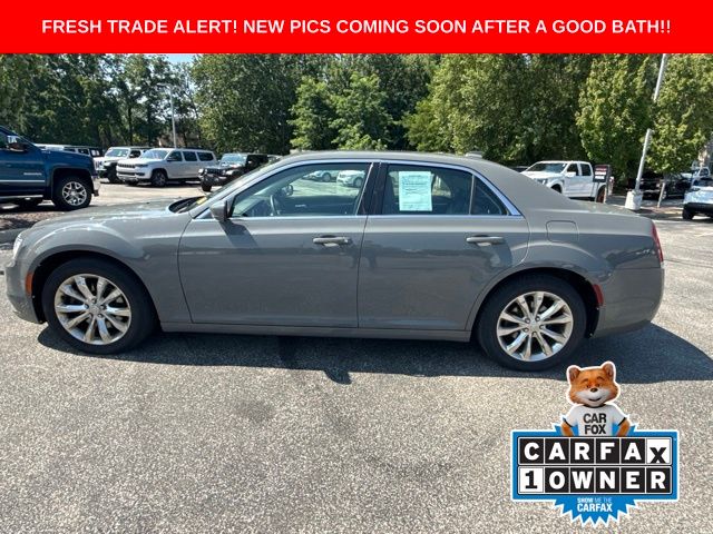 Used 2017 Chrysler 300 Limited with VIN 2C3CCARG6HH648075 for sale in North Olmsted, OH