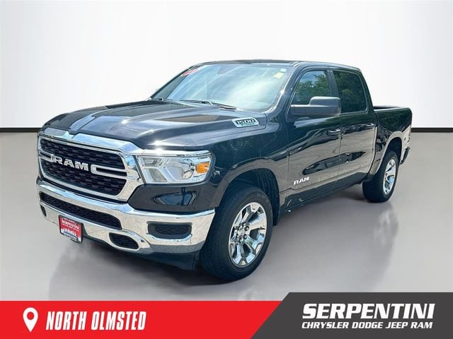 2023 RAM 1500 Big Horn/Lone Star 4x4 Crew Cab 5'7's photo
