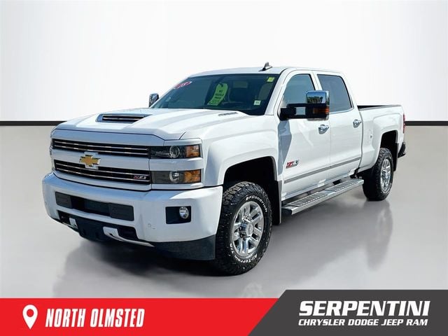 2018 Chevrolet Silverado 3500HD LTZ 4WD photo