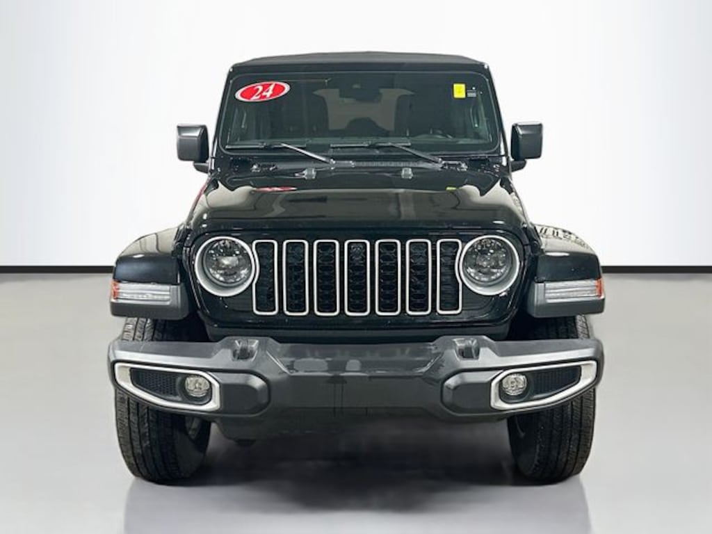 Used 2024 Jeep Wrangler Sahara SUV