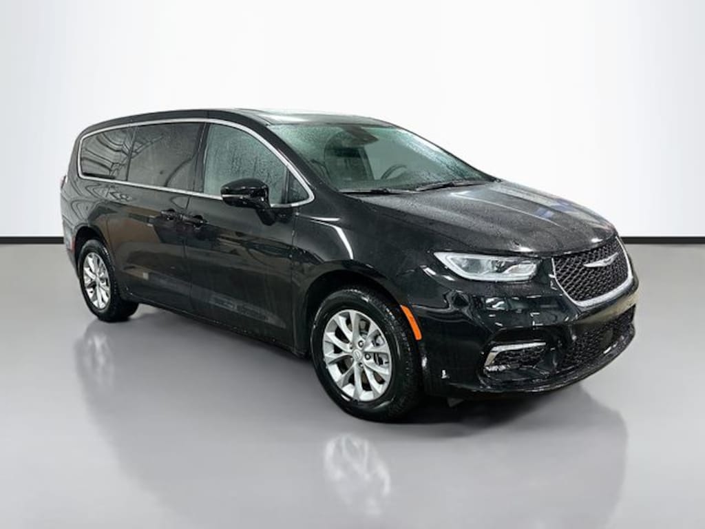 New 2026 Chrysler Pacifica SELECT AWD Passenger Van