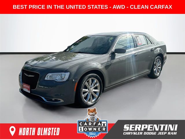 2017 Chrysler 300