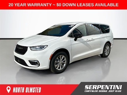 2026 Chrysler Pacifica SELECT AWD Passenger Van