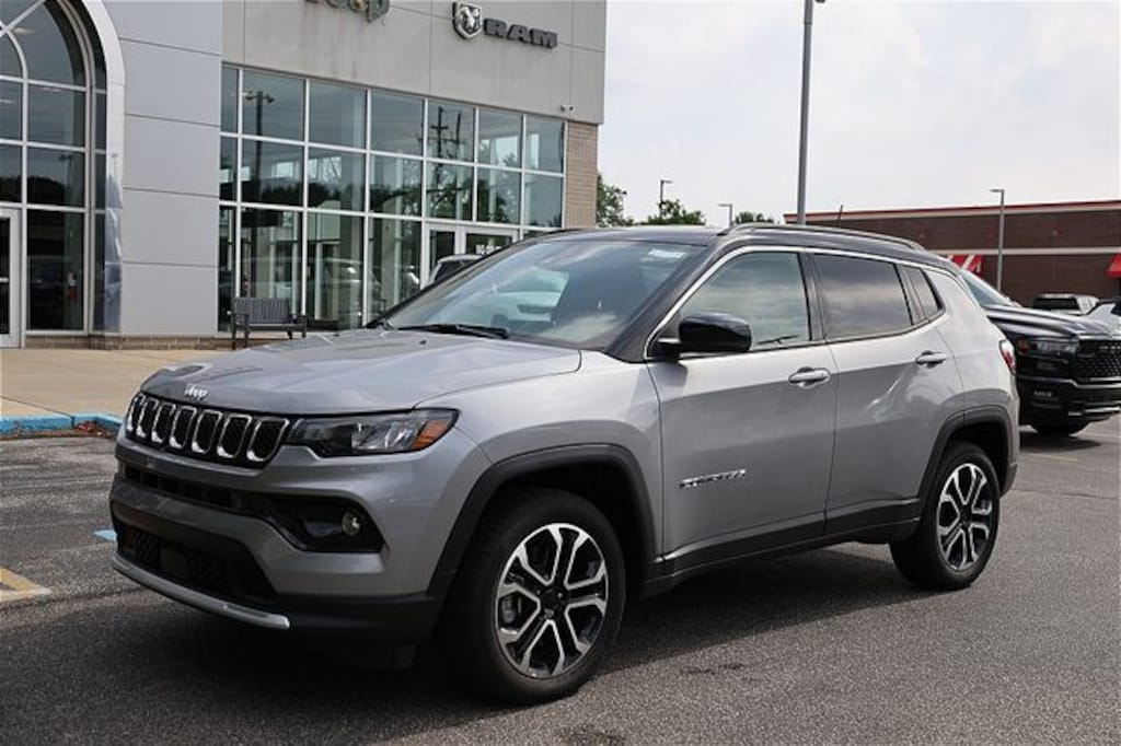 New 2024 Jeep Compass LIMITED 4X4 Sport Utility