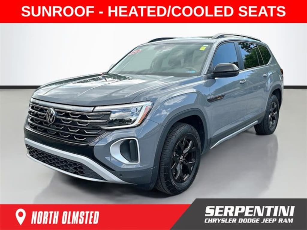 Used 2025 Volkswagen Atlas 2.0T Peak Edition SUV