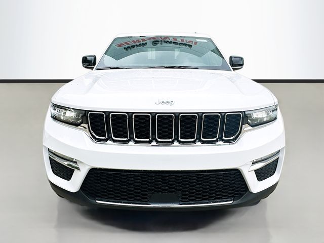 2025 Jeep Grand Cherokee Limited photo 2