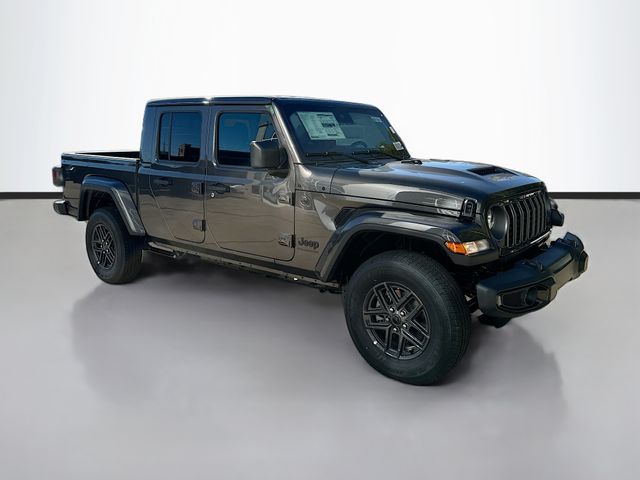 2025 Jeep Gladiator Sport S photo 2