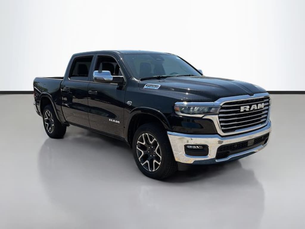 New 2026 Ram 1500 LARAMIE CREW CAB 4X4 5'7 BOX Pickup