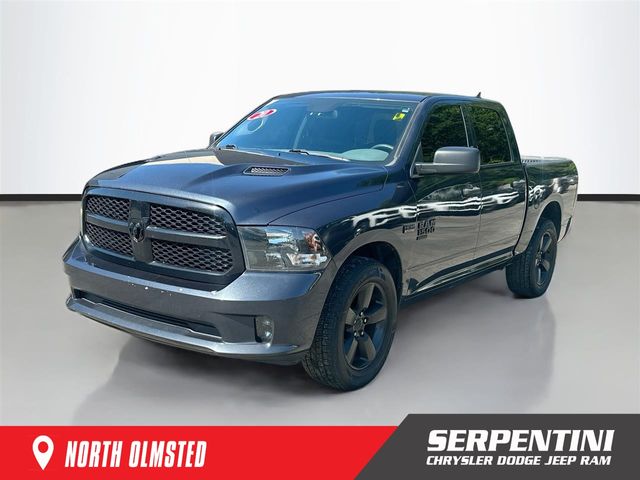 2020 RAM 1500 Classic Express Crew Cab 4x4 5'7's photo