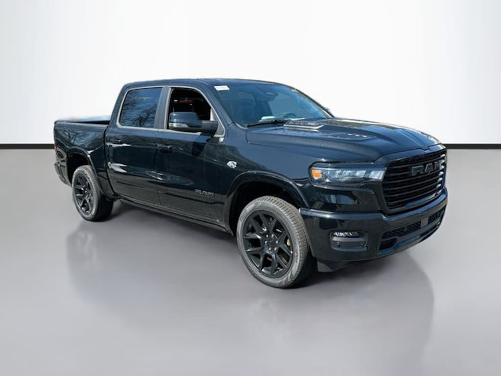 New 2026 Ram 1500 LARAMIE CREW CAB 4X4 5'7 BOX Pickup