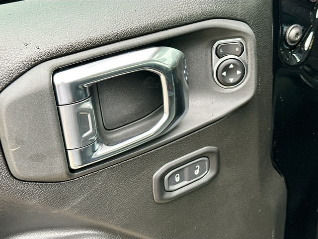 2026 Jeep Wrangler 2-Door Willys - Photo 18