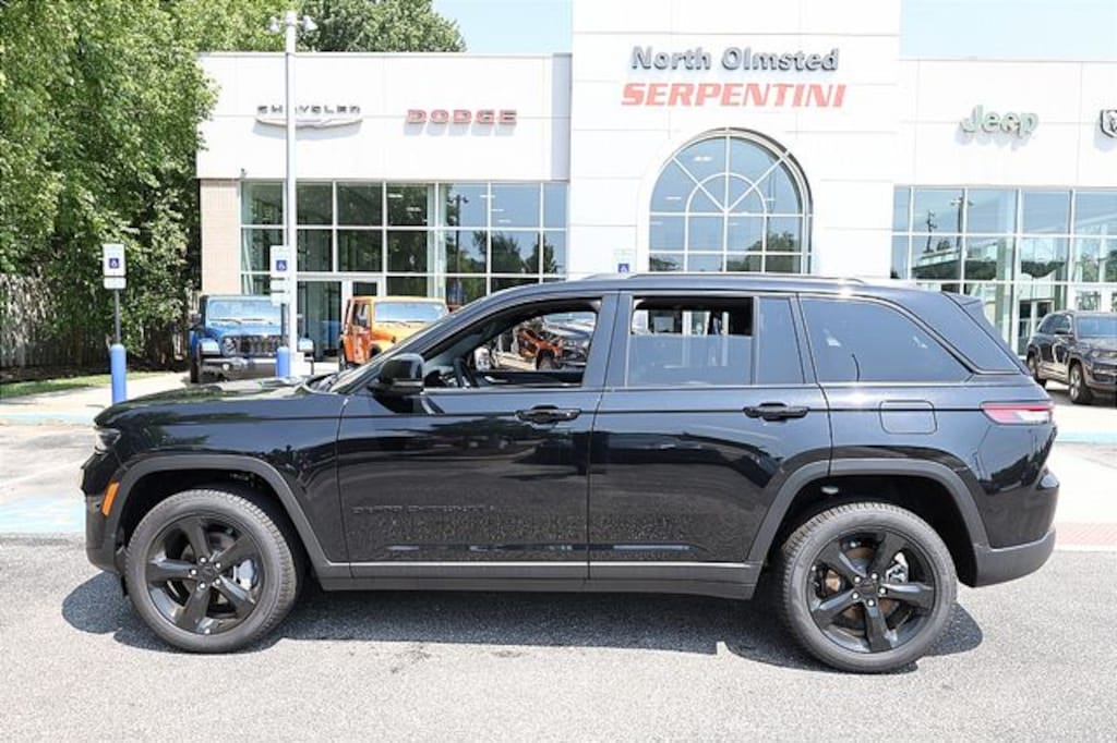 New 2025 Jeep Grand Cherokee LIMITED 4X4 Sport Utility