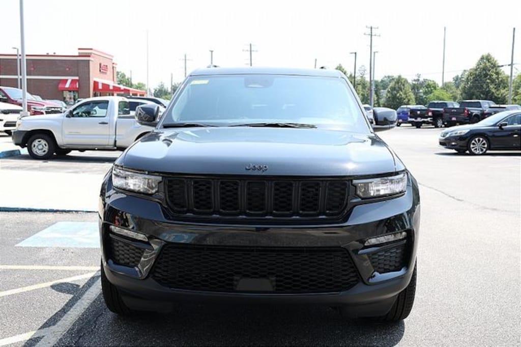 New 2025 Jeep Grand Cherokee LIMITED 4X4 Sport Utility